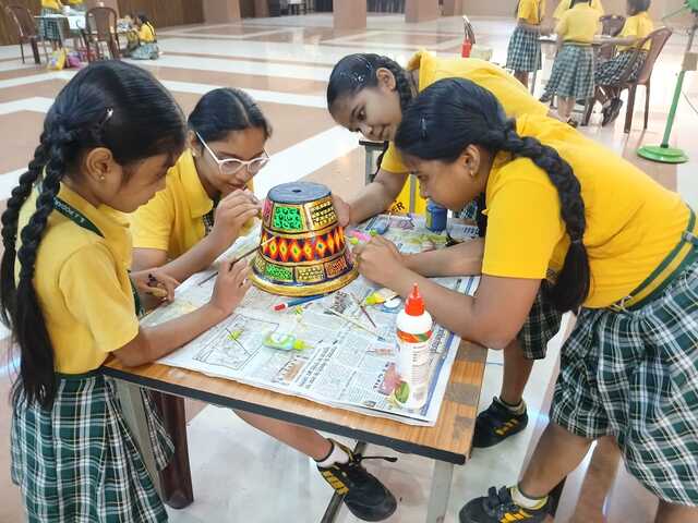 Earthen pot painting competition